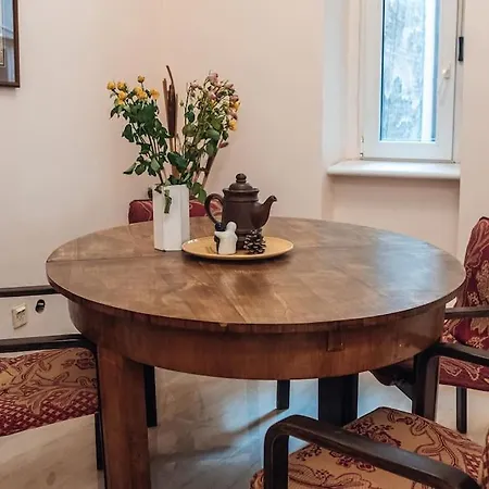 Rustic Apartament